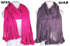 韩风暖心三件套 秋冬时尚穿搭中的毛线球围巾围脖与帽子